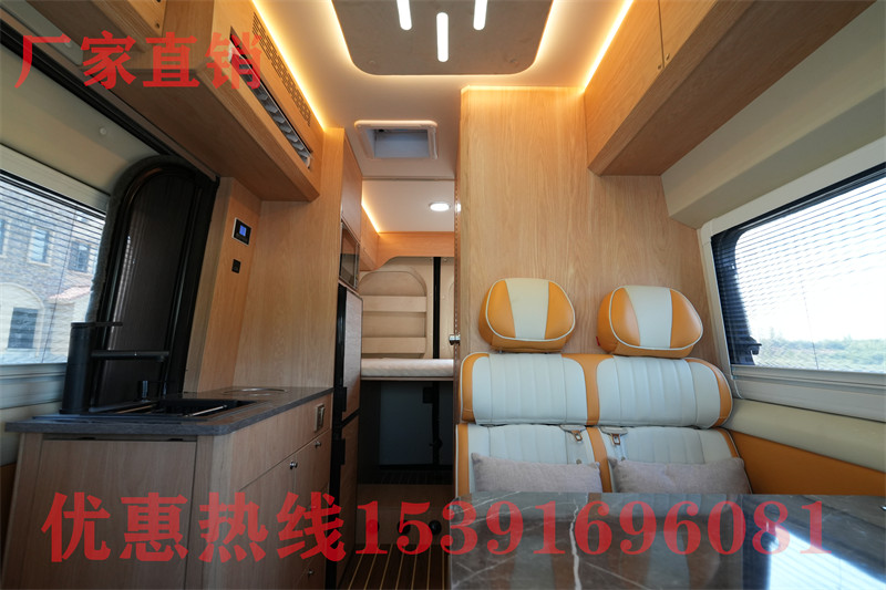 夫妻房車漫游1016 夫妻二人小型房車推薦